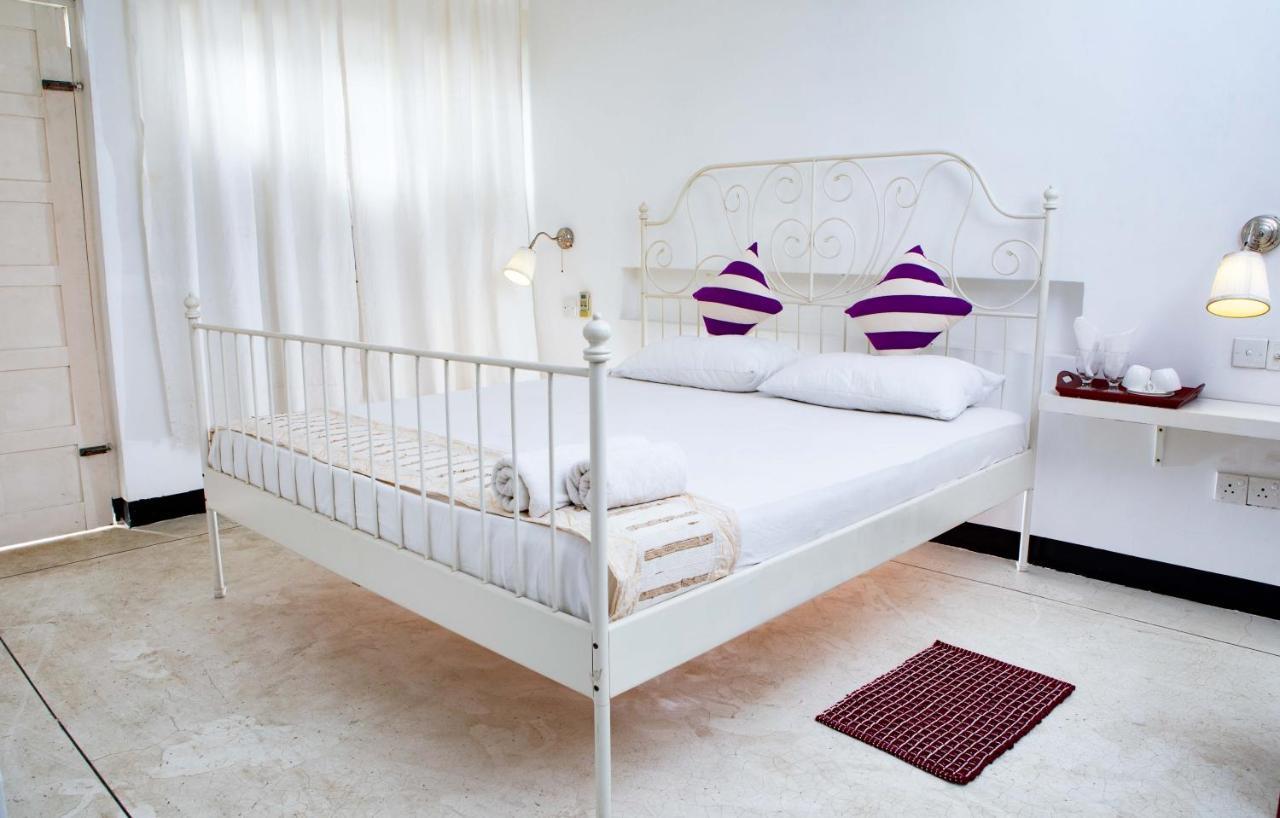 Barnes Villa Dehiwala-Mount Lavinia Eksteriør bilde