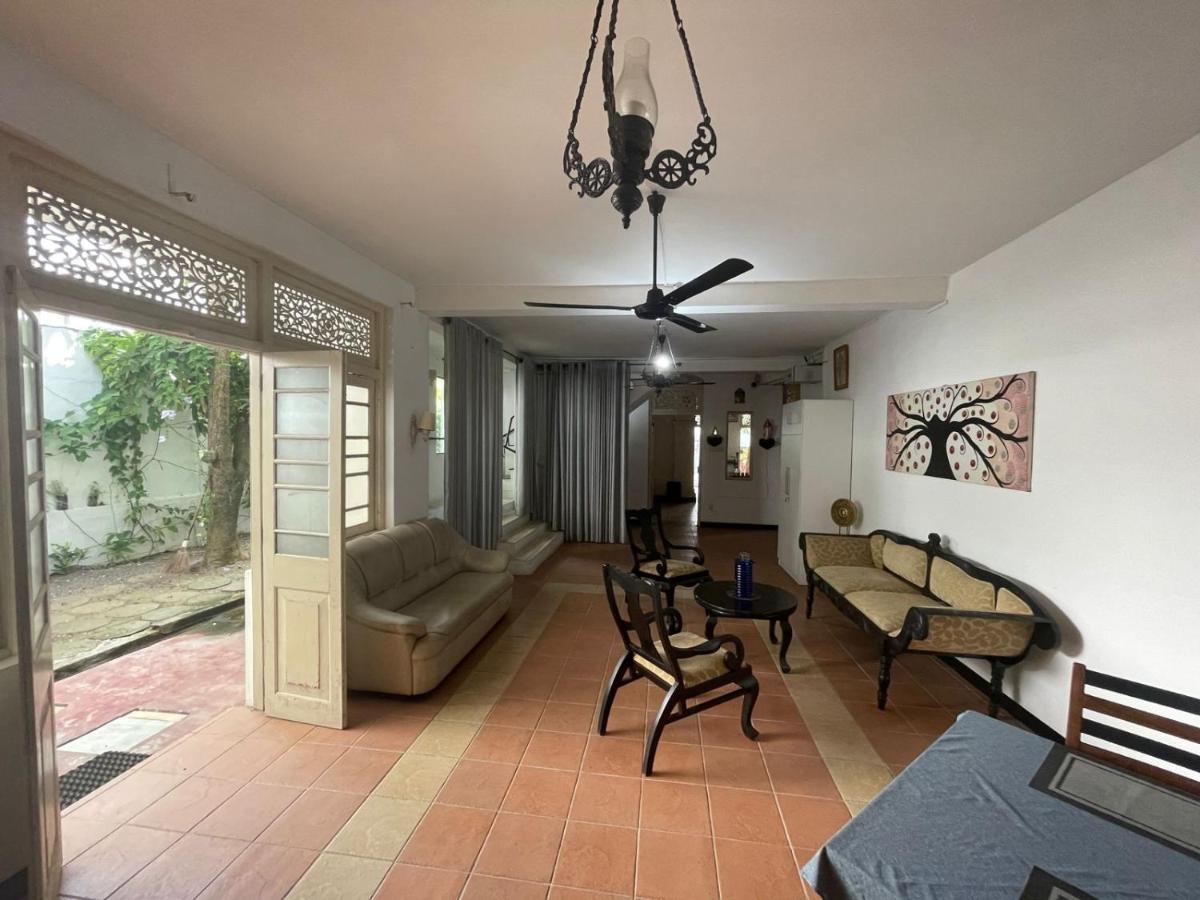 Barnes Villa Dehiwala-Mount Lavinia Eksteriør bilde
