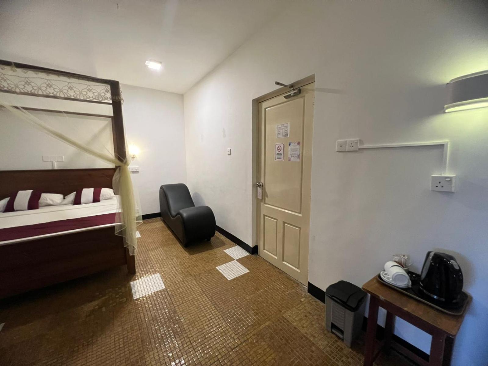 Barnes Villa Dehiwala-Mount Lavinia Eksteriør bilde